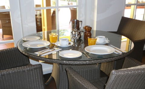 Hotel Kurrajong - Accommodation Noosa 1