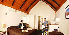 Desert Palms Resort - Accommodation Noosa 0