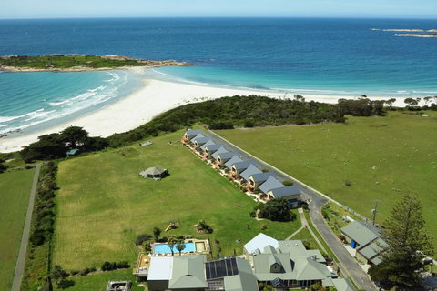 Diamond Island Resort - Accommodation Noosa 3