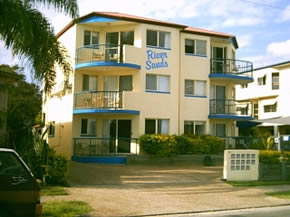 River Sands Holiday Apartments - Accommodation Noosa 0