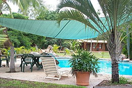 Territory Manor - Accommodation Noosa 0
