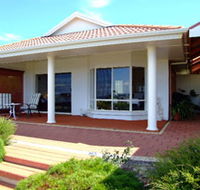 Close Encounters Bed and Breakfast - Accommodation Noosa