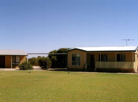 Pickering Cottages - Accommodation Noosa 1