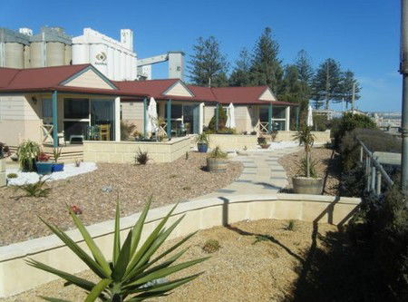 The Mac's Beachfront Villas - Accommodation Noosa 1