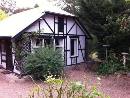 Riddlesdown Cottage - Accommodation Noosa 1