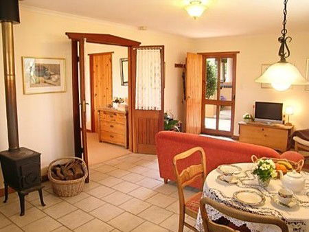 Stephanette's Cottage - Accommodation Noosa 4