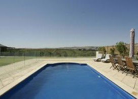 McLaren Ridge 4 - McLaren Ridge Log Cabins - Accommodation Noosa 0