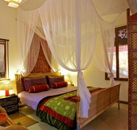The Lotus Eater - Accommodation Noosa