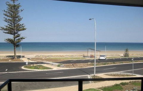 Moana Beach Holiday Apartments - Accommodation Noosa 4
