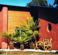 Whispering Spirit Holiday Cottages and Miniature Pony Stud - Accommodation Noosa