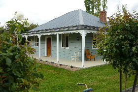 Westeria Cottage - Accommodation Noosa 0