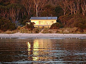 Harpers On The Beach - Accommodation Noosa 0