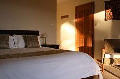 Harpers On The Beach - Accommodation Noosa 2