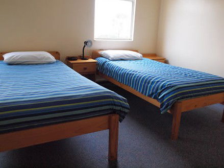 TRC Hotel - Accommodation Noosa 2