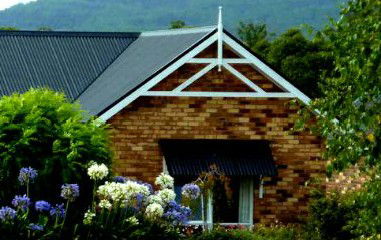 Hazelcreek Cottages - Accommodation Noosa 1