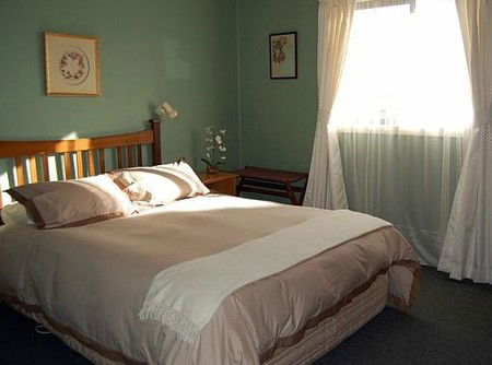 Engadine Cottage - Accommodation Noosa 2