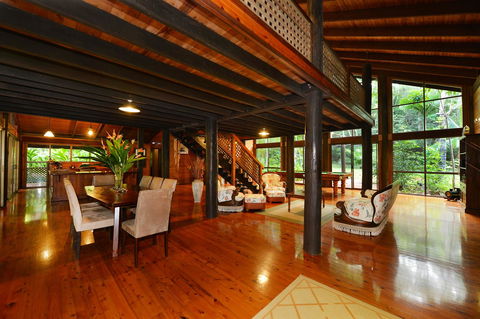 Wait A While Retreat - Accommodation Noosa 8