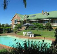 The Lodge - Far Meadow - Accommodation Noosa