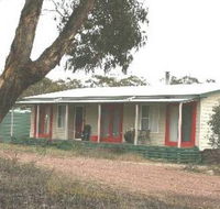 Christmas Tree Cottage - Accommodation Noosa