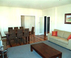 94 Fitzroy Street - Accommodation Noosa 1
