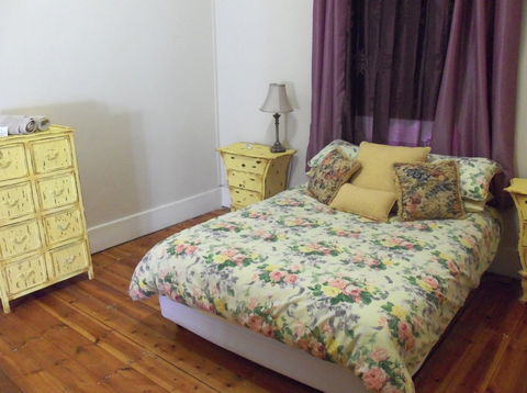 Apartment 2 On Oxide - Accommodation Noosa 1
