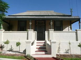 Hill Crest House - Accommodation Noosa 2