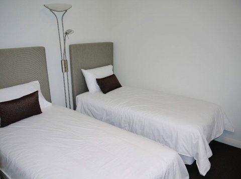 Silver Earth Accommodation - Accommodation Noosa 1