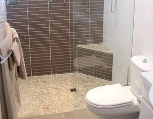 Townhouse One - Accommodation Noosa 0