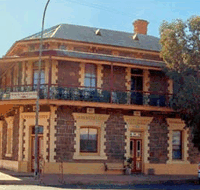 Duke of Cornwall Inn - Accommodation Noosa