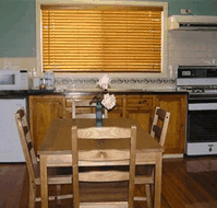 Acacia Cottage - Accommodation Noosa