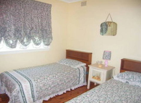 Maeville Cottage - Accommodation Noosa 2