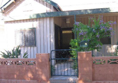 Miffys Cottage - Accommodation Noosa 0