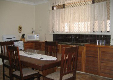 Miffys Cottage - Accommodation Noosa 1