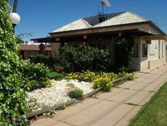 Silver Spade Motel - Accommodation Noosa 0