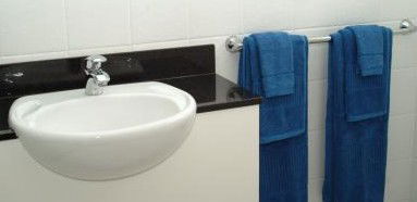 Azura Beach House Bed And Breakfast - Accommodation Noosa 3