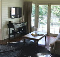 Book Barn Cottage - Accommodation Noosa