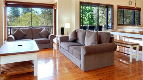 Burra By The Beach - Accommodation Noosa 4
