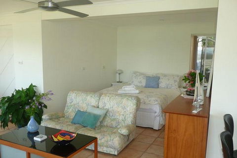 Alexandra Suite - Accommodation Noosa 2