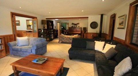 Adams Peak Retreat - Accommodation Noosa 0