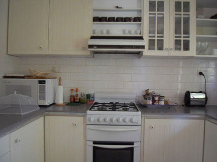 Chimney Cottage - Accommodation Noosa 0