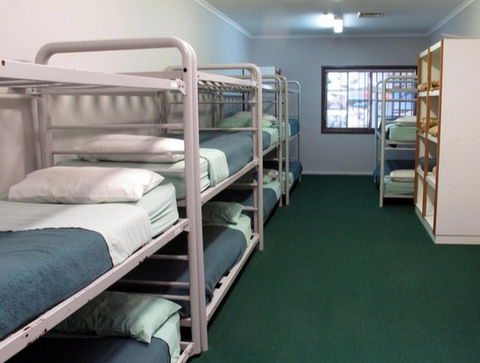 Cables Lodge Accommodation - Accommodation Noosa 5
