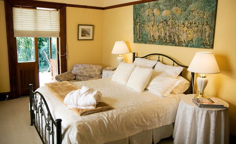 Buddens B And B Guesthouse And Tearoom - Accommodation Noosa 4
