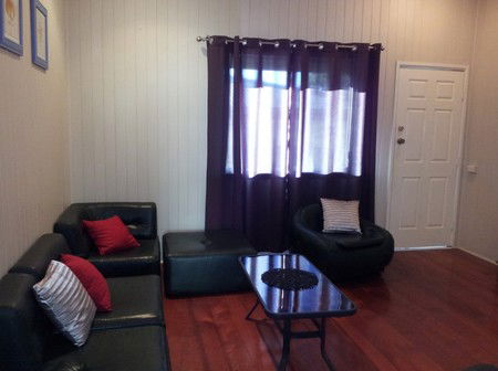 Auckland Street Queenslander - Accommodation Noosa 1