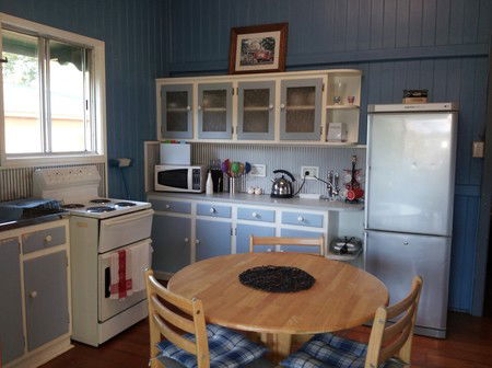 Auckland Street Queenslander - Accommodation Noosa 3