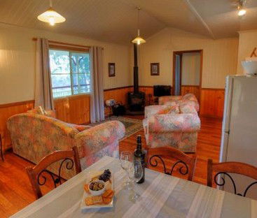 Accommodation Creek Cottages - Accommodation Noosa 2