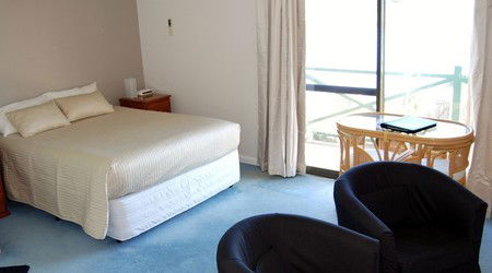 Martin Fields Beach Retreat - Accommodation Noosa 1