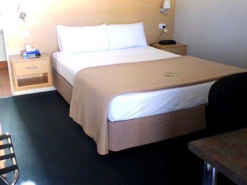 Ayrline Motel - Accommodation Noosa 0