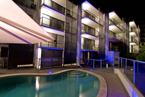 Merrima Court Holidays - Accommodation Noosa 0