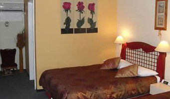 Raceways Motel - Accommodation Noosa 3