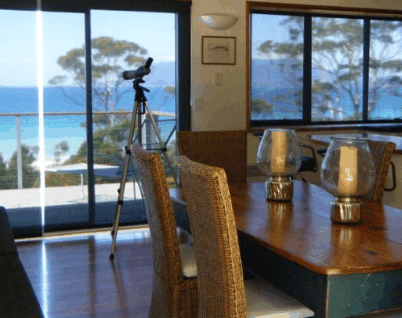 Spring Beach Holiday Villas - Accommodation Noosa